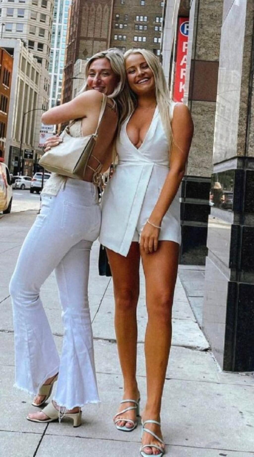 Americké médiá nelenili, pátrali a podľa všetkého aj vypátrali sexi zvodkyňu známeho trénera. Ide o blondínu, na instagrame pod pseudonymom Cayman Nebraska.