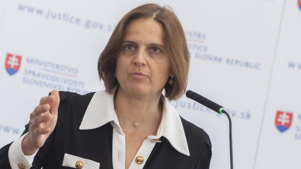 Na snímke ministerka spravodlivosti SR v demisii Mária Kolíková počas tlačovej konferencie k predstaveniu konkrétnych zmien v Trestnom zákone a Trestnom poriadku 7. septembra 2022 v Bratislave. FOTO TASR - Martin Baumann
