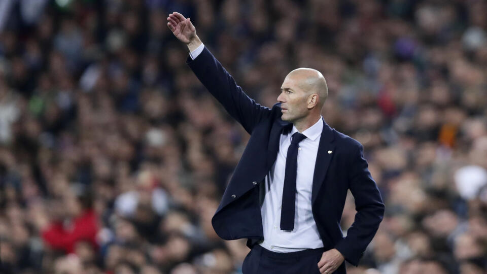 Tréner Realu Zinedine Zidane prišiel o dôležitého hráča.