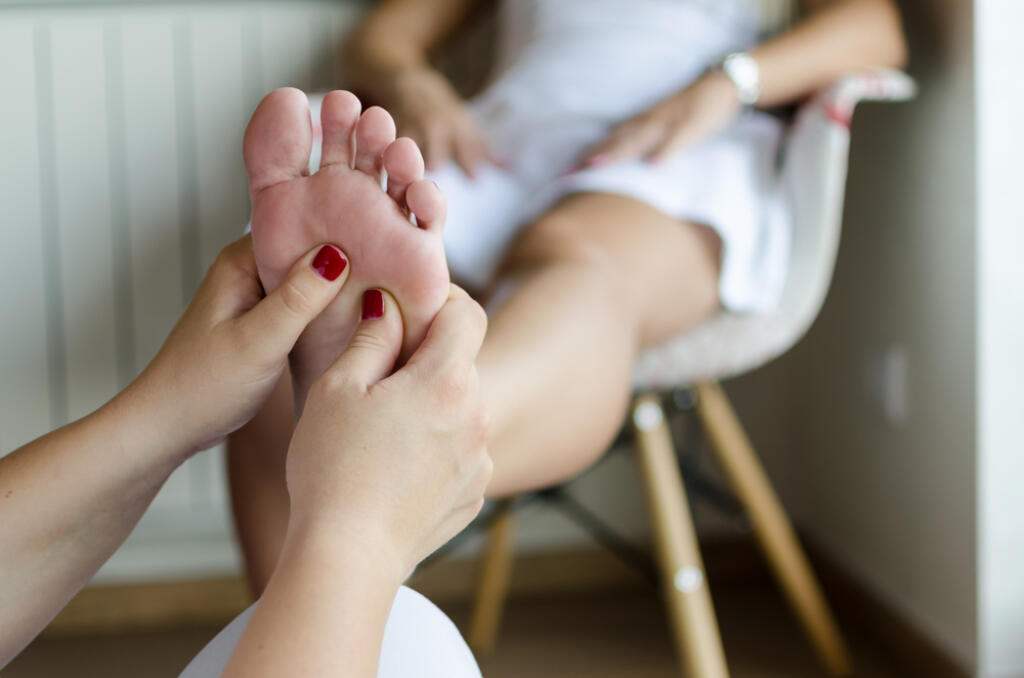 Za opuchnuté nohy môže problém s krvným obehom, nefunkčným lymfatickým systémom alebo krvná zrazenina.
Môže vás potrápiť, ak vaše obličky alebo štítna žľaza nepracujú dostatočne. Opuchy nôh môžu súvisieť s ochorením srdca aj s artrózou.