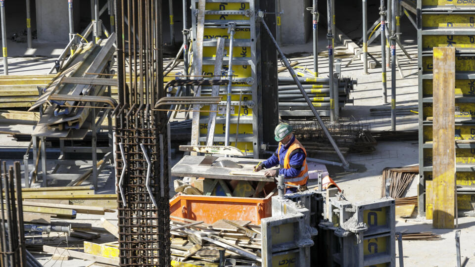 Na snímke pokračovanie výstavby projektu Eurovea 2, v Bratislave 4. marca 2021. FOTO TASR - Dano Veselský