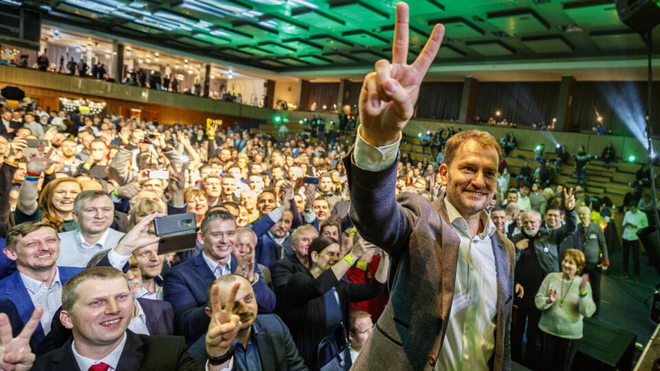 Na snímke Igor Matovič v centrále politickej strany OĽANO počas noci volieb do Národnej rady Slovenskej republiky, 29.2.2020