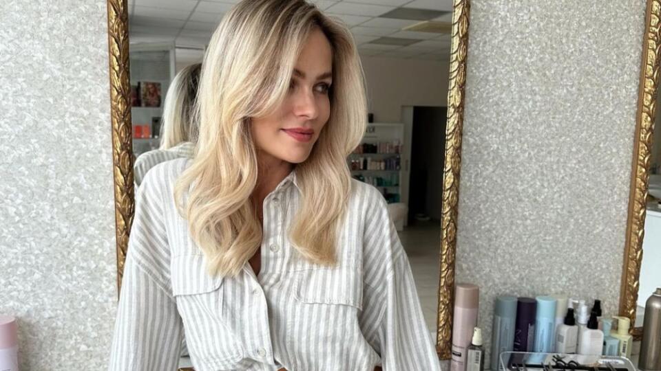 Ivanka sa rozhodla, že si vlasy nechá trochu zregenerovať a upraviť, príjemná zmena, čo myslíte?
