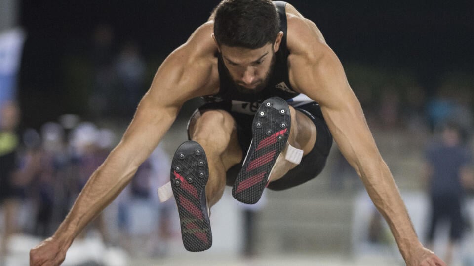 Na snímke slovenský atlét Tomáš Veszelka v trojskoku na atletickom mítingu P-T-S v areáli X-bionic sphere v Šamoríne 11. septembra 2020. FOTO TASR - Martin Baumann