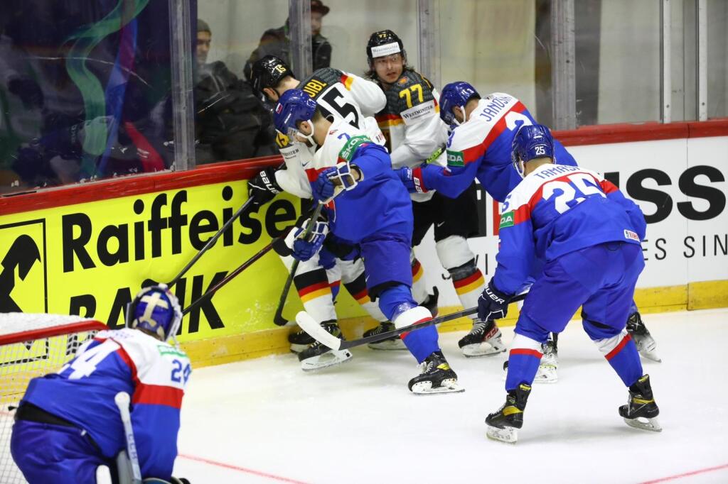 Slovensko - Nemecko po prvej tretine 0:0.
