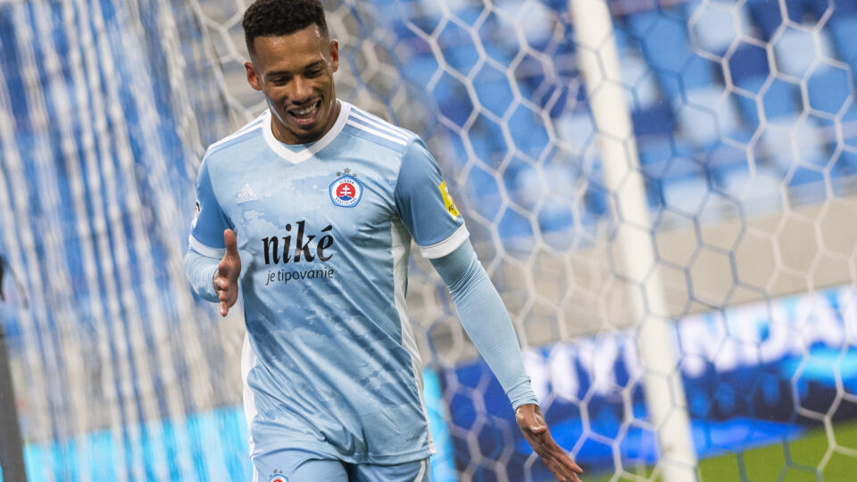 Rafael Ratao.