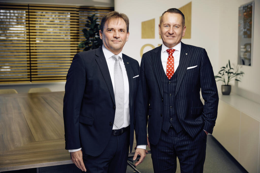 Jaroslav Vonkomer a Robert Schmidt, OVB Allfinanz Slovensko