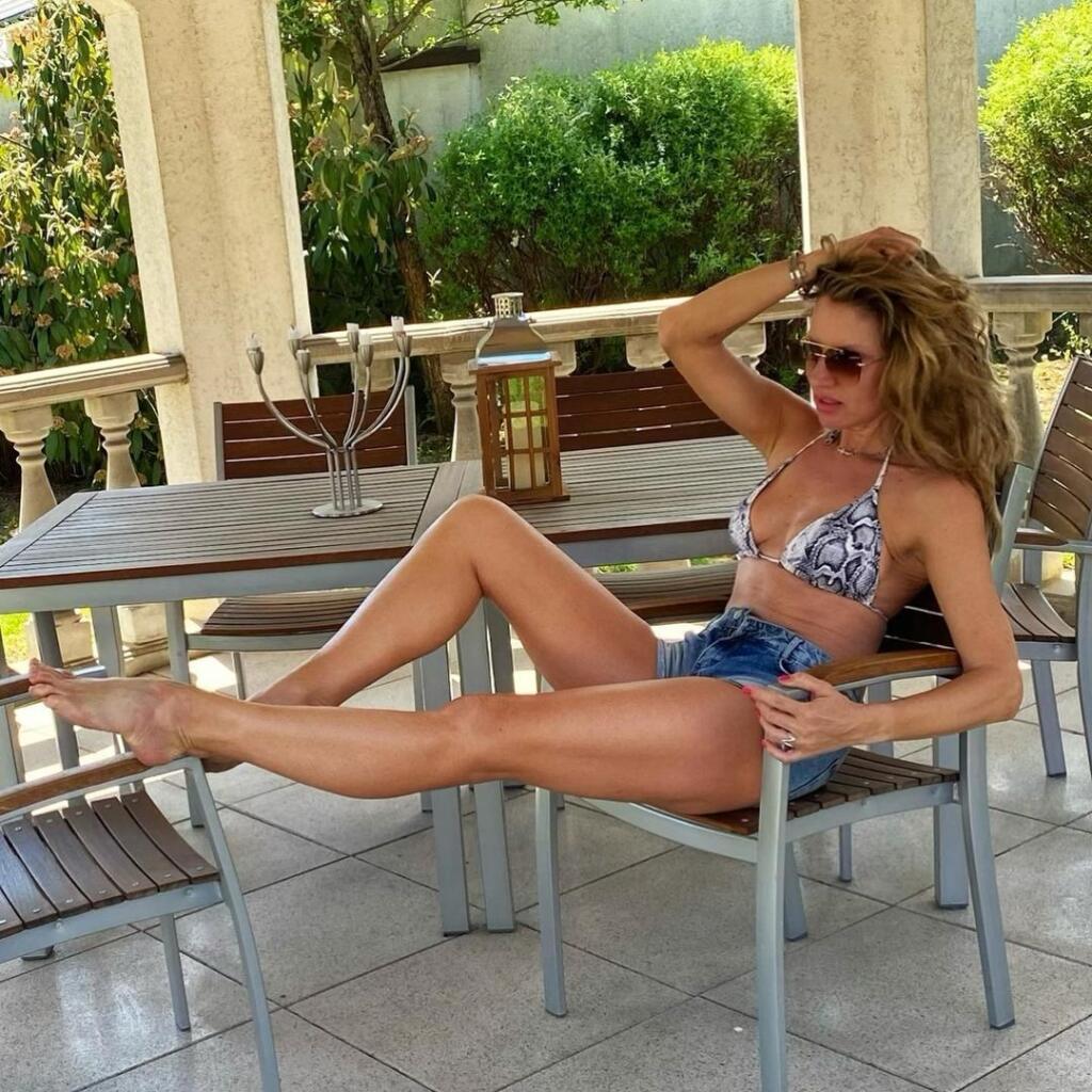 52 ročná modelka je už babičkou