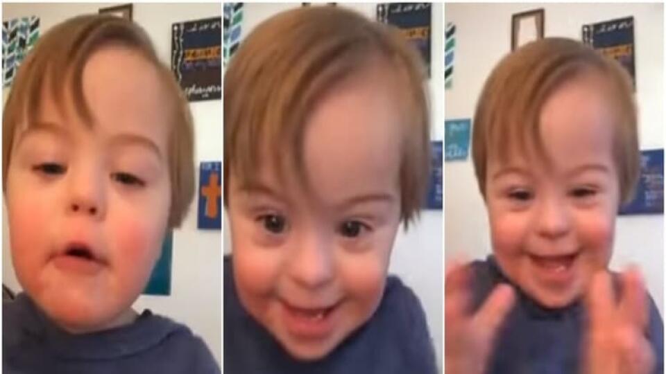 Rozkošný John David je klbkom radosti celej rodiny.