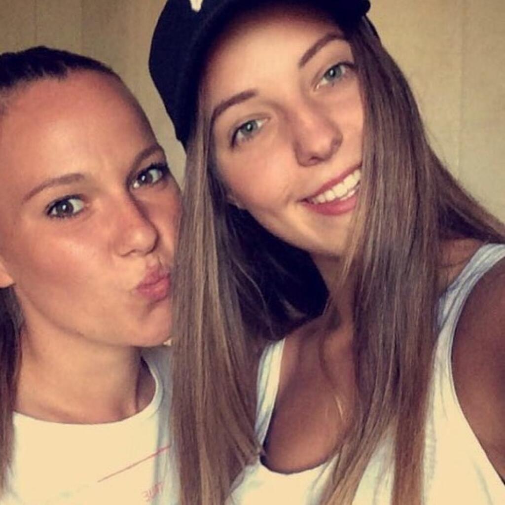 Zo staršej dcéry futbalového brankára Miroslava Königa vyrástla krásna žena. V rámci športu je pre ňu najväčším vzorom práve jej otec.