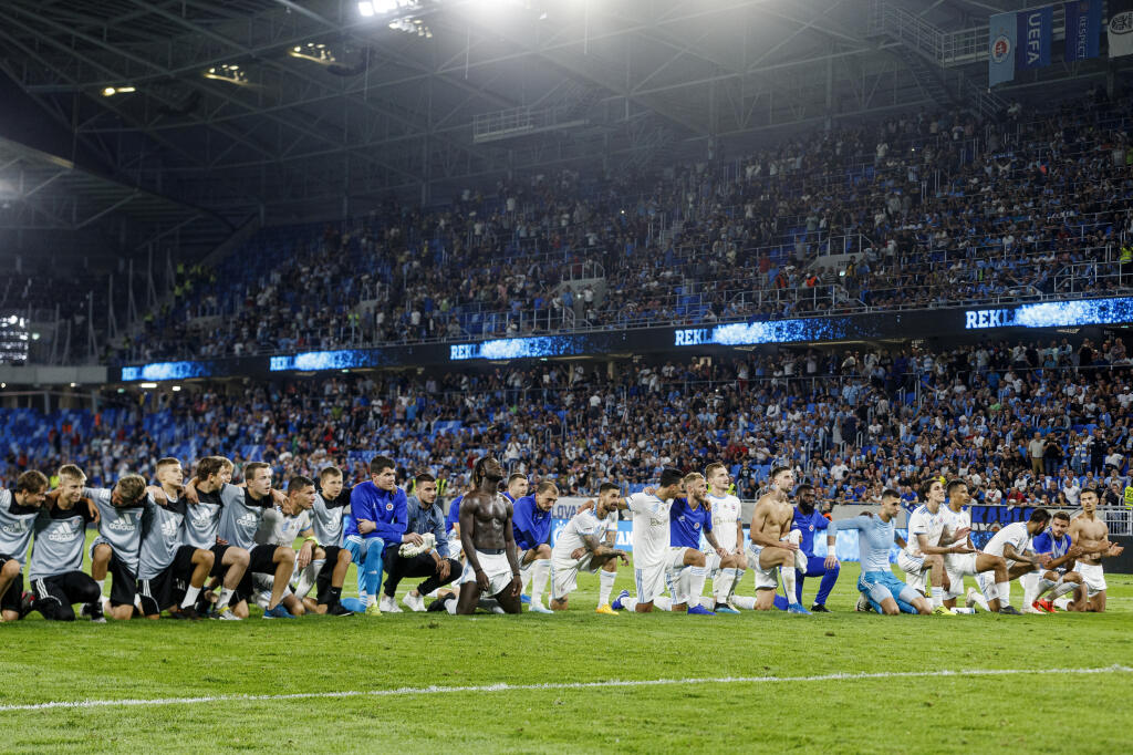 Kým pred dvoma rokmi to bola oslava futbalu s vypredaným hľadiskom, dnes budeme na Tehelnom poli počuť padnúť aj špendlík.