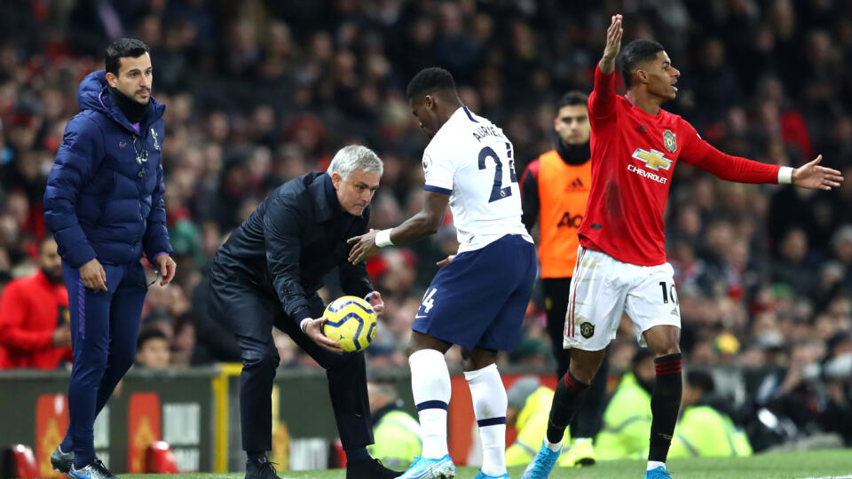 Manchester United si doma proadil s Tottenhamom 2:1. Bola to prvá prehra Mourinha na lavičke "Spurs".