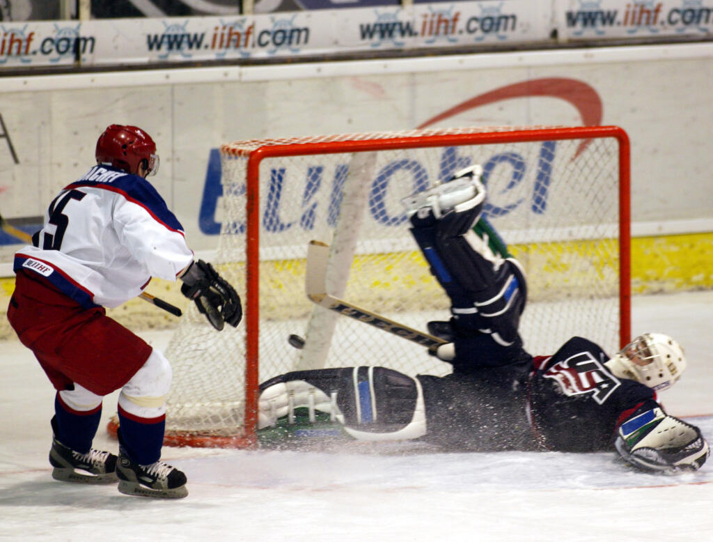 USA reprezentoval na dvoch majstrovstvách sveta, a to v rokoch 2006 a 2007.
