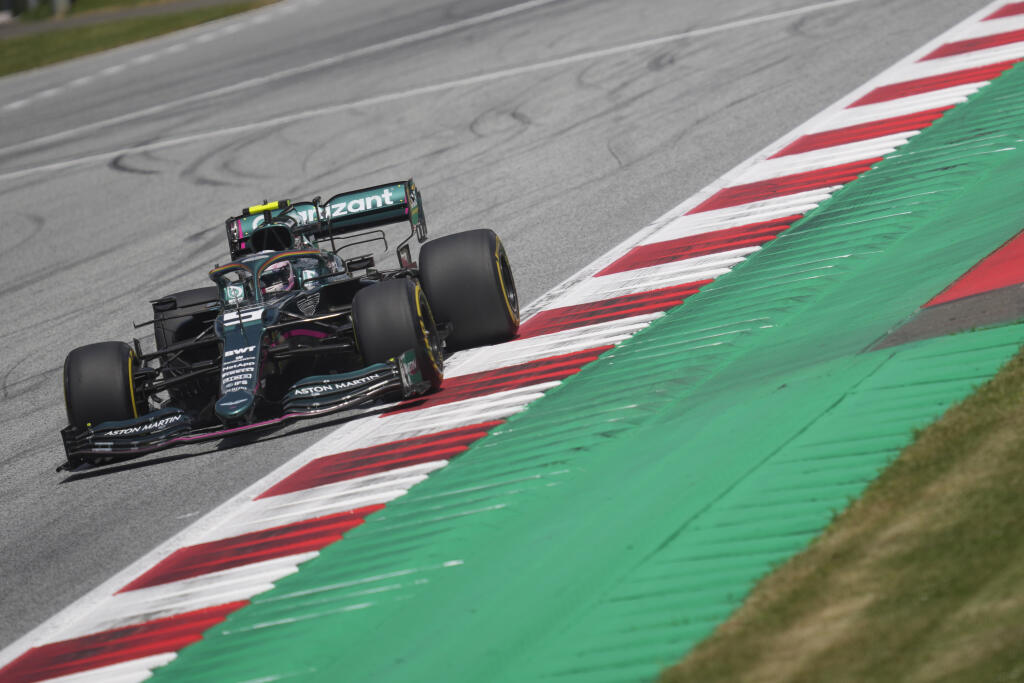 Sebastian Vettel v tejto sezóne jazdí za tím Aston Martin.