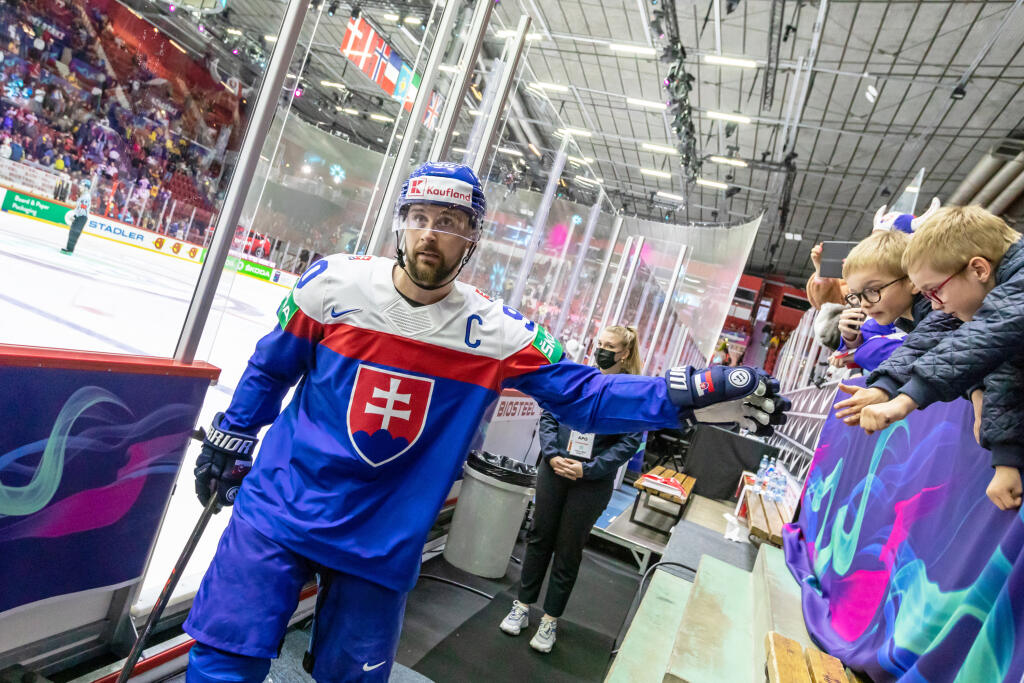 Slovenskí hokejisti sa na majstrovstvách sveta zatiaľ strelecky trápia.