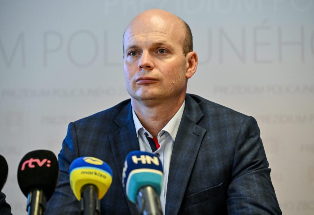 Na snímke prvý viceprezident Policajného zboru (PZ) SR Branko Kišš  počas tlačovej konferencie Policajného zboru SR na tému Príprava vraždy policajta 16. augusta 2023 v Bratislave. FOTO TASR - Pavol Zachar