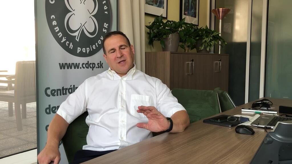 Slováci zbytočne hľadajú finančného Mesiáša. Výsledkom márnej snahy bude len strata