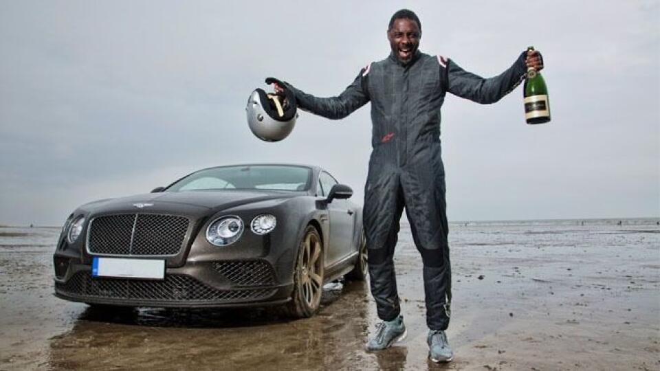 Idris Elba na kupé Bentley