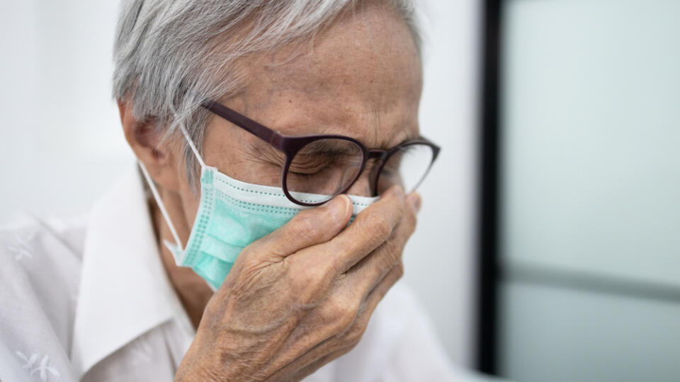 Elderly,Patient,Has,Ill,fever,And,Coughing,Or,Sneezing,asian,Senior,Woman