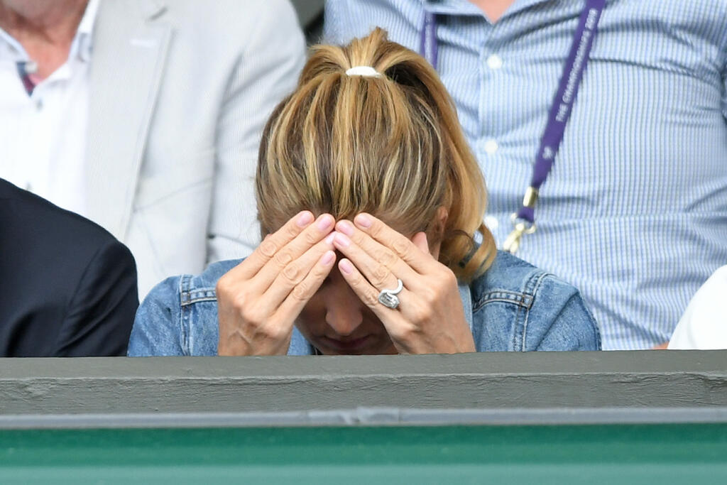 Drahé hodinky a ešte drahší prsteň nosí Mirka Federerová pravidelne.