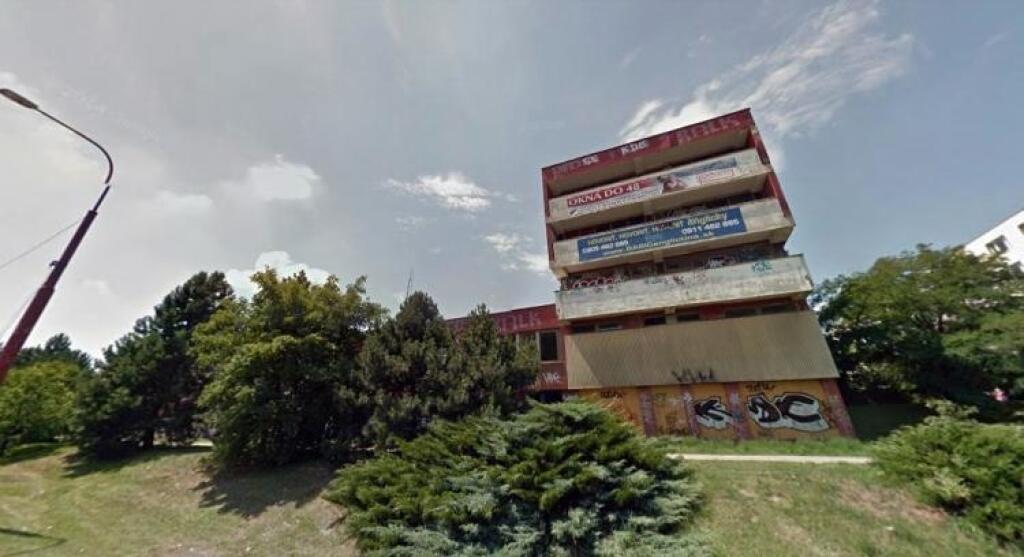 Projekt prestavby pošty v Dúbravke ožíva, pozrite si jeho novú podobu