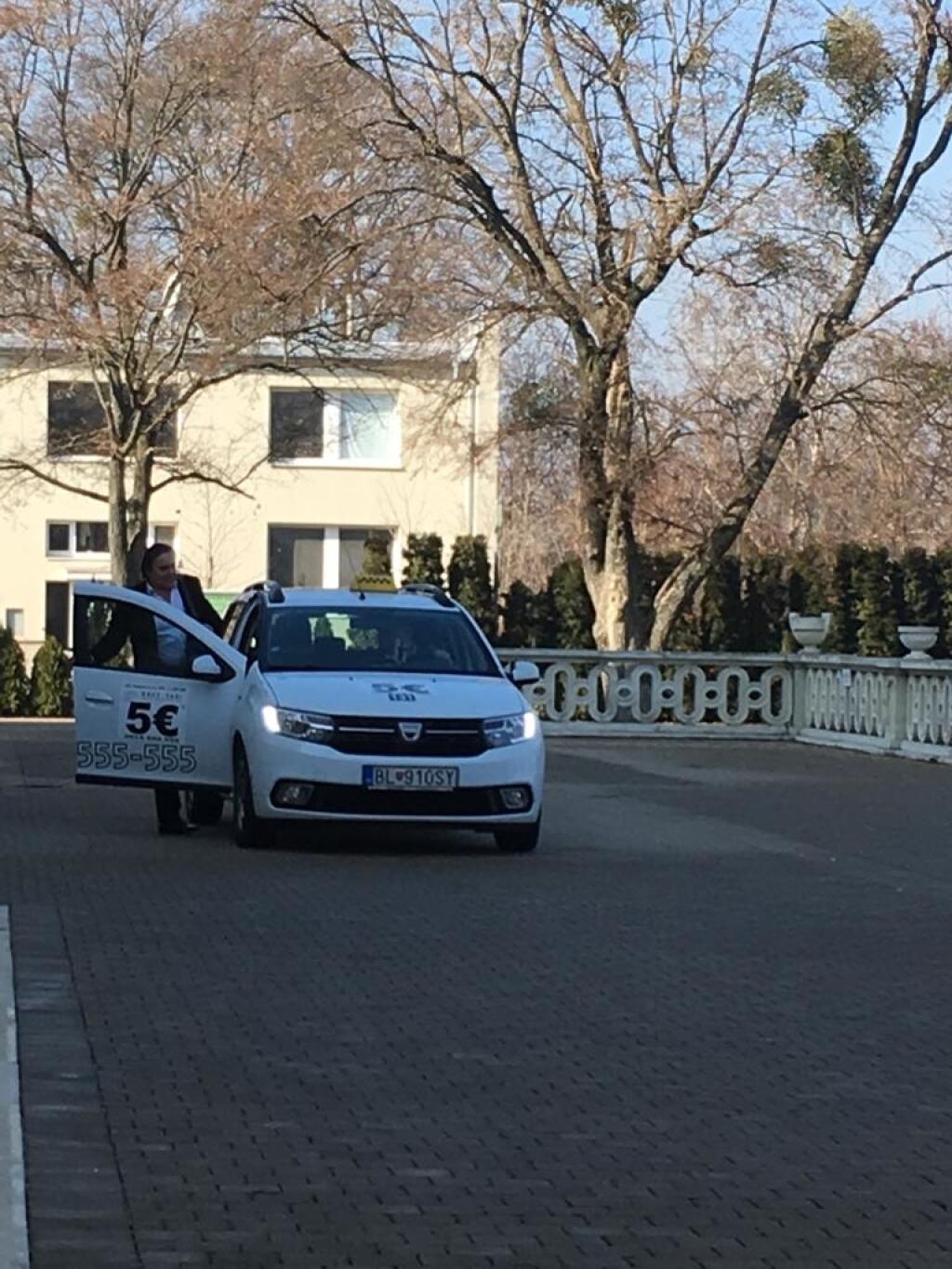 A takto sme zachytili herca Jozefa Vajdu, brata Mariána Vajdu, trénera Novaka Djokoviča.