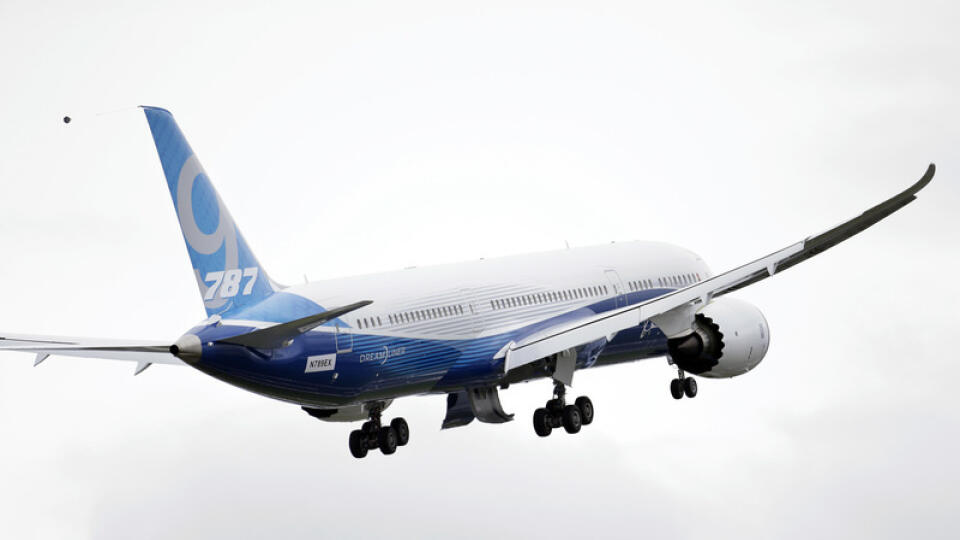 Boeing 787-9 Dreamliner absolvoval svoj prvý skúšobný let.