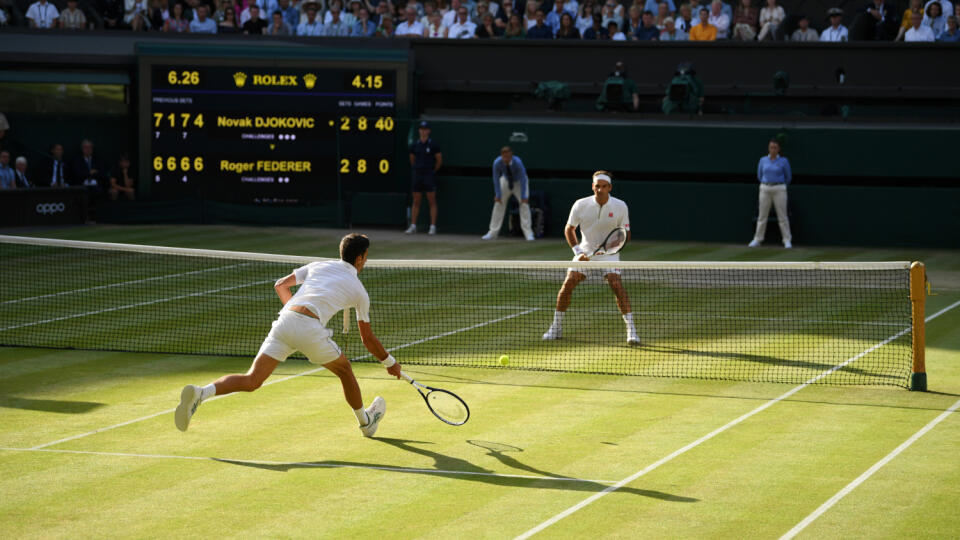 Finále Wimbledonu medzi Novakom Djokovičom a Rogerom Federerom sa tento rok nezopakuje.