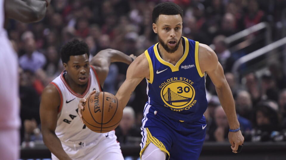 Americký basketbalista Stephen Curry sa chce zúčastniť na OH 2020 v Tokiu.