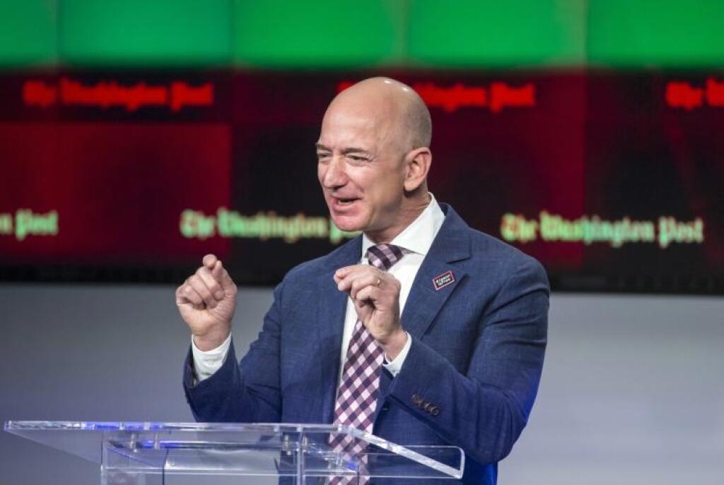 Bezos spravil z Amazonu najväčší e-shop, Amazon spravil z Bezosa miliardára