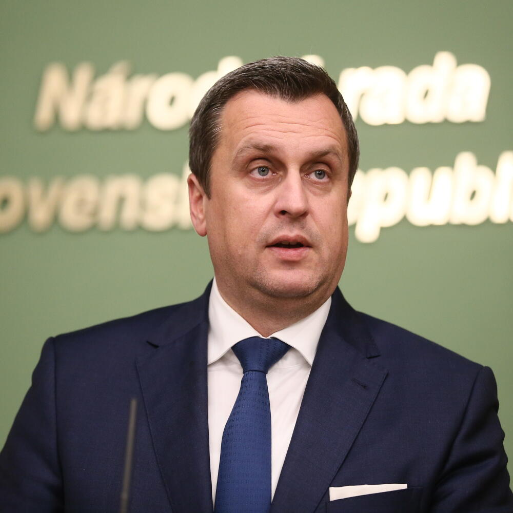 Bývalý predseda Národnej rady Andrej Danko na tlačovvej konferencii v priestoroch parlamentu k obhajobe svojej rigoróznej práce.