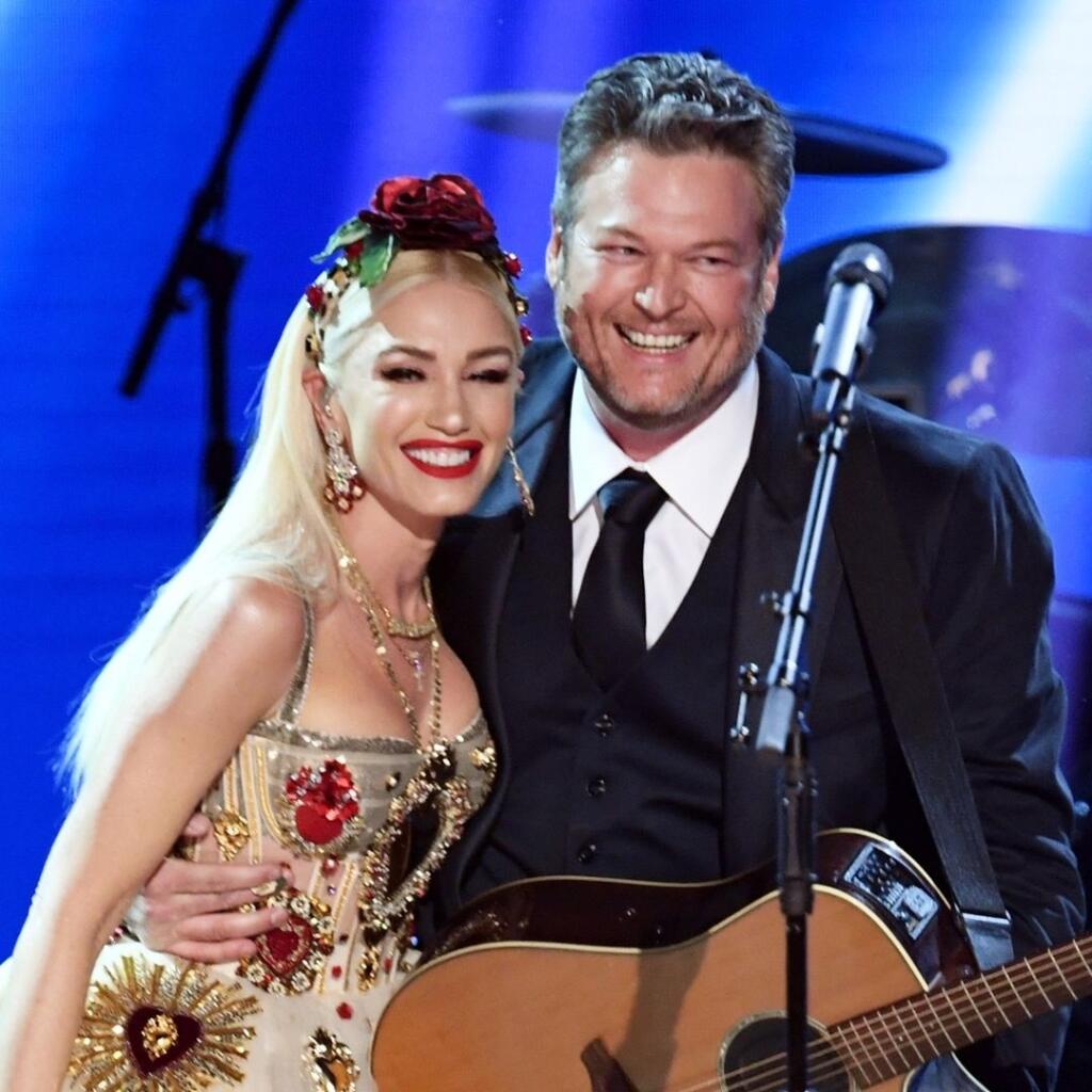 Prvé fotky zo svadby Gwen Stefani a Blakea Sheldona