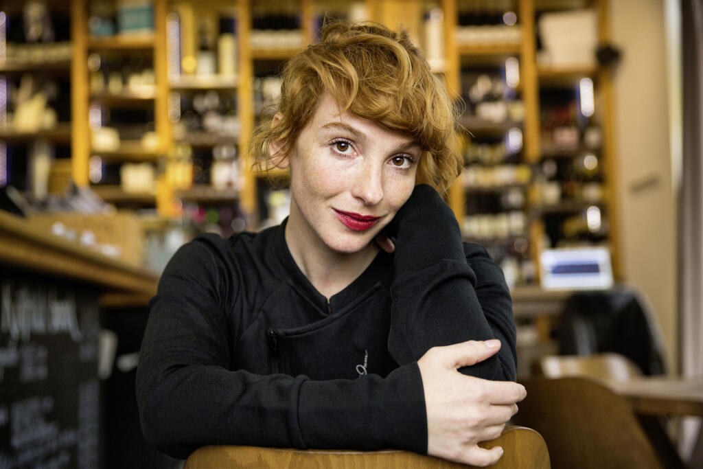 EVA „VICA“ KEREKES (41)