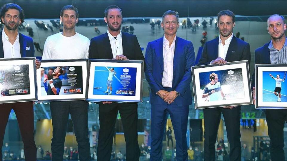 Zľava Julian Knowle, Martin Kližan, Viktor Troicki, zástupca ATP Andrea Gaudenzi, Paolo Lorenzi a Steve Darcis.