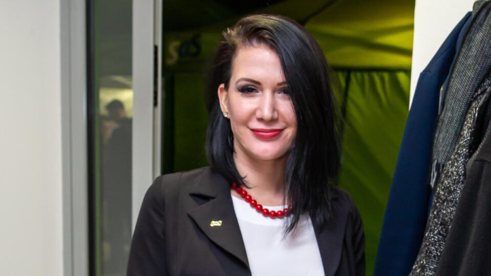 Jana Cigániková patrí k najpôvabnejším poslankyniam.