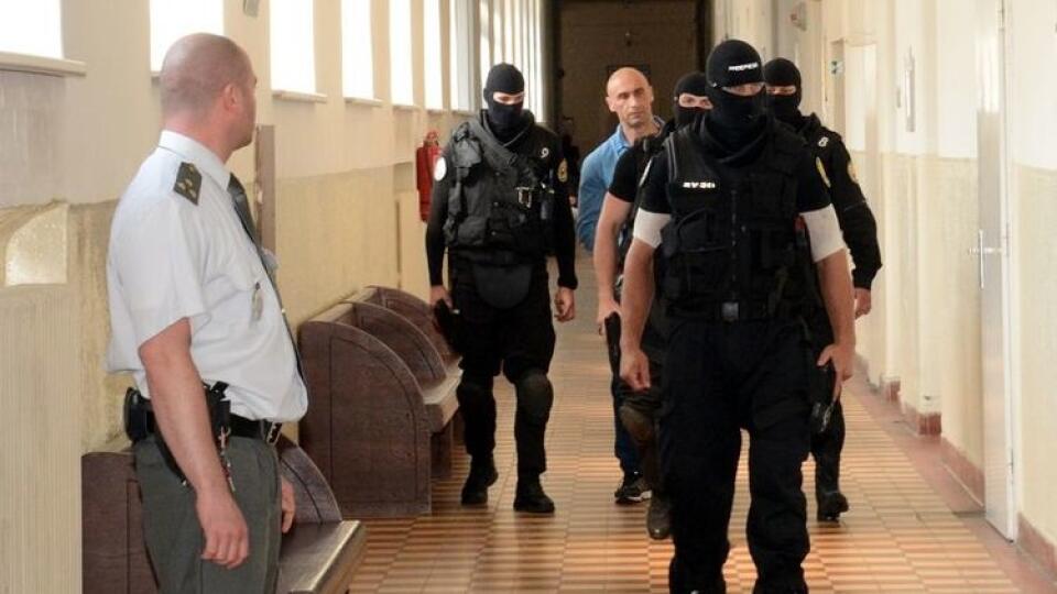 Justičný palác: V prípade vraždy mafiánskeho bossa vypovedali dvaja obžalovaní.