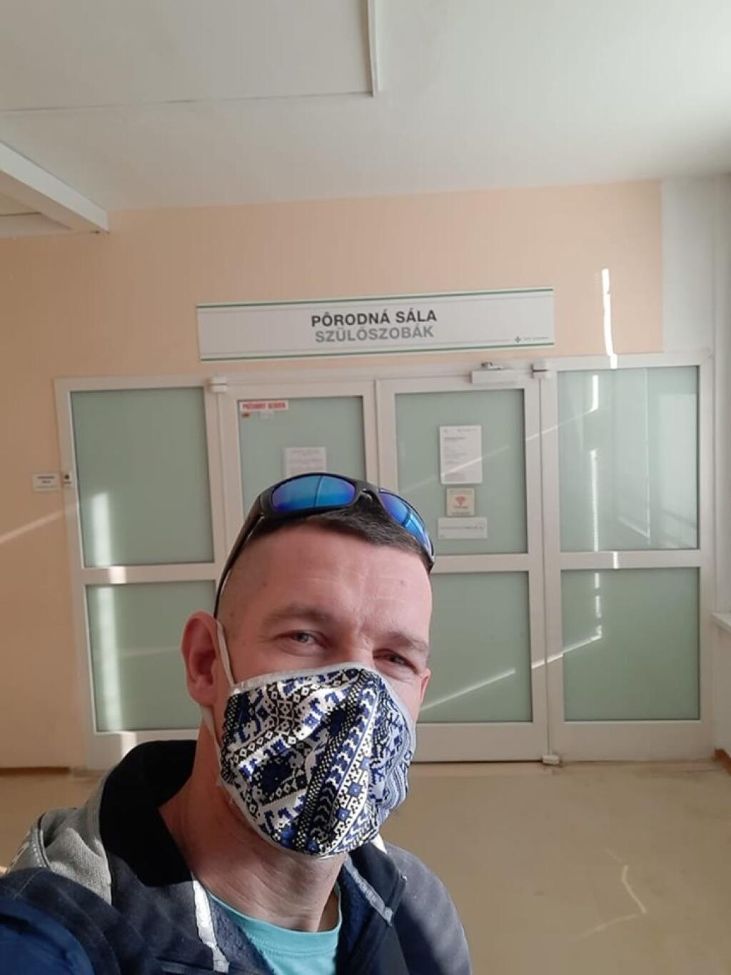 Tomi Kid Kovács len pár minút pred pôrodom.