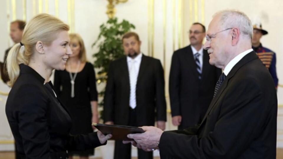 ZAČALA HOVORIŤ Miriam Repáková sa vzdala sudcovskej funkcie
a priznala vinu.