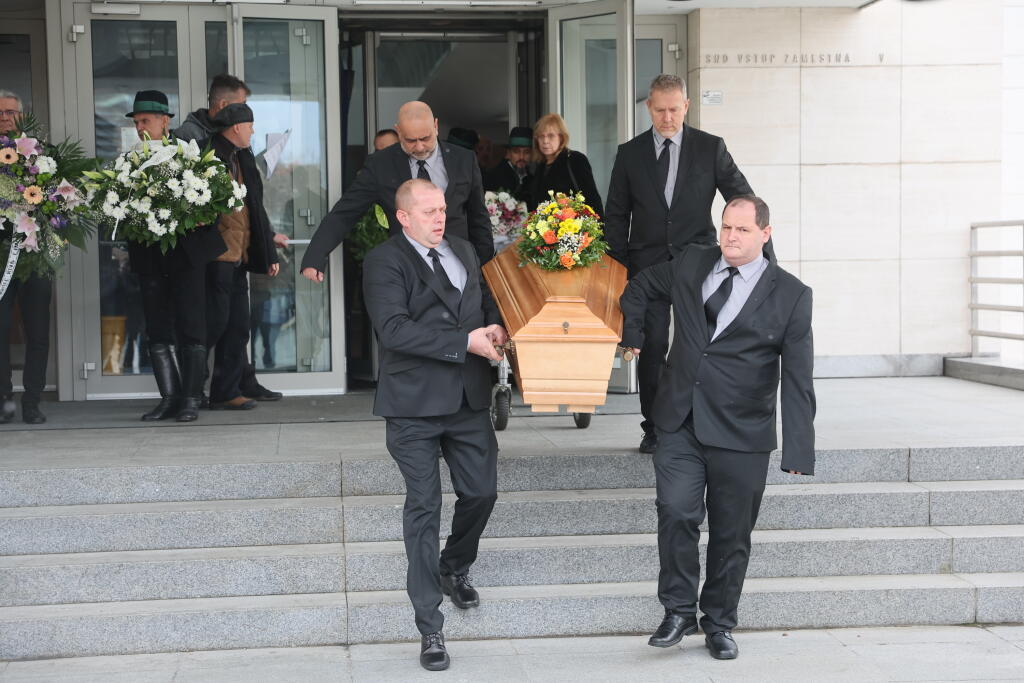 Herci odprevadili Marínu na jej poslednej ceste.