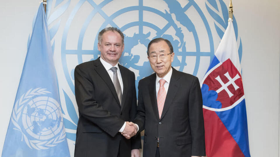 Prezident SR Andrej Kiska a generálny tajomník OSN Pan Ki-mun po spoločnom rokovaní v rámci návštevy prezidenta SR v New Yorku.