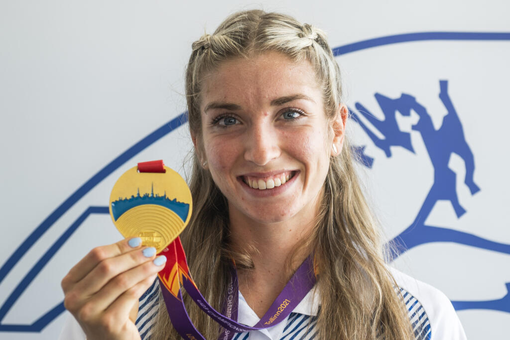 Čerstvá majsterka Európy do 23 rokov v behu na 400 metrov prekážok Emma Zapletalová zaujme aj svojím zjavom.