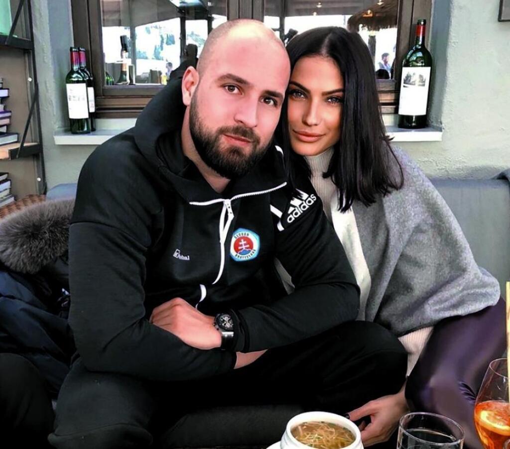 Od momentu, kedy sa s Petrovičovou rozišiel ubehlo už niekoľko týždňov. Hoci prežíval spočiatku veľké sklamanie, momentálne to už berie s nadhľadom.