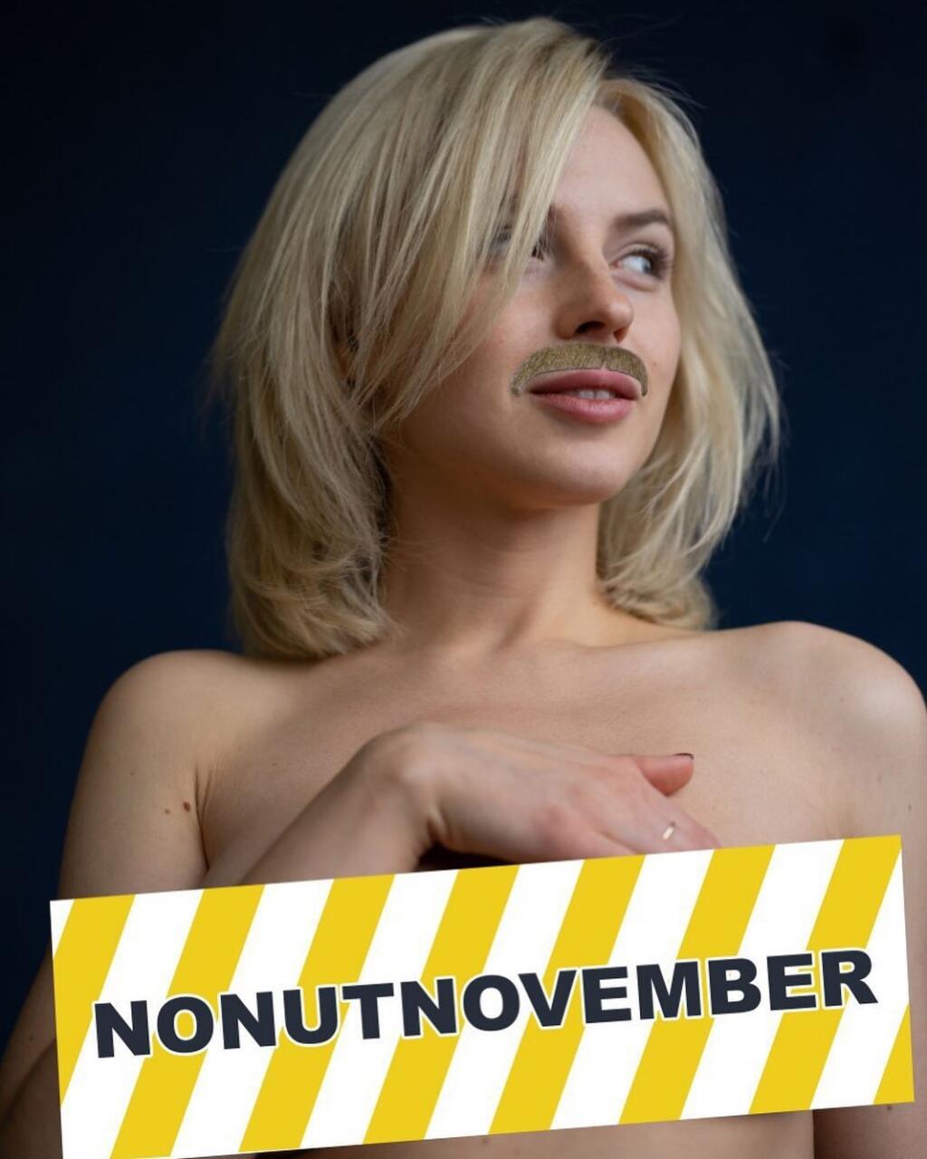 Sexi moderátorka si fúzami pripomenula aj novembrovú akciu movember, ale aj bizarnú akciu