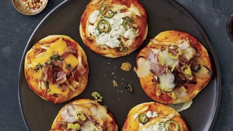 Pizza s plodmi mora
