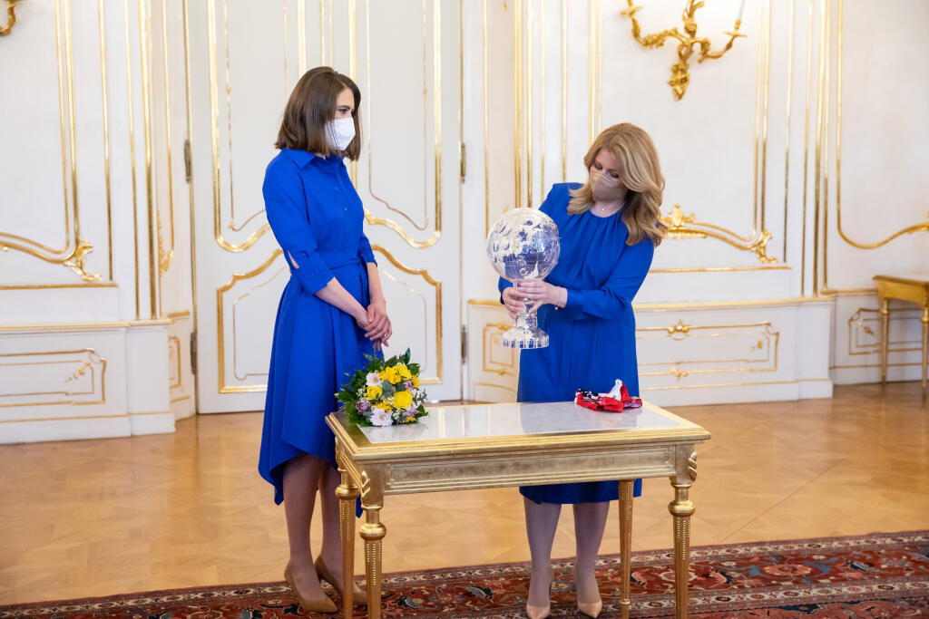 Vlhová si ani po skončení sezóny nevydýchla, plnila si mimolyžiarske povinnosti. Prezidentka Zuzana Čaputová ju prijala v paláci.