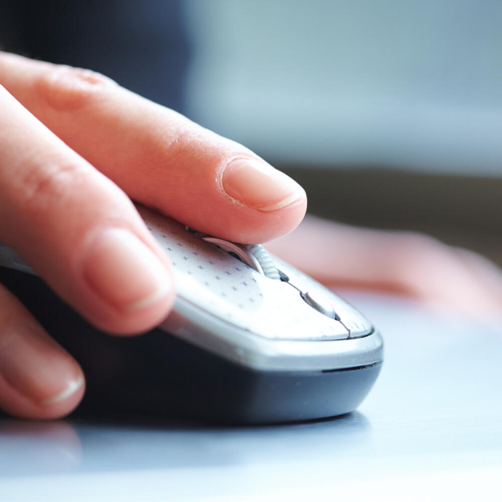 Female,Hand,Clicking,Computer,Mouse