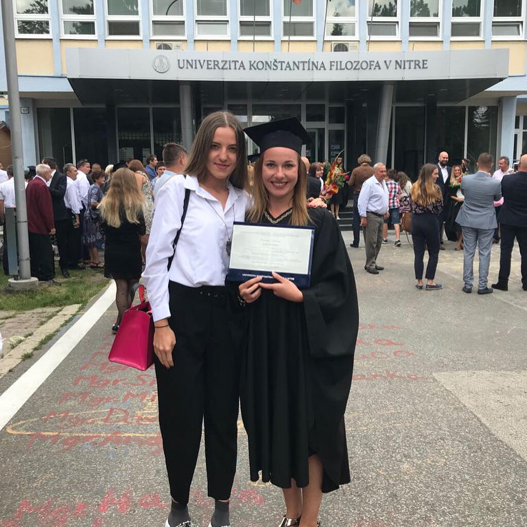 Zo staršej dcéry futbalového brankára Miroslava Königa vyrástla krásna žena. V rámci športu je pre ňu najväčším vzorom práve jej otec.