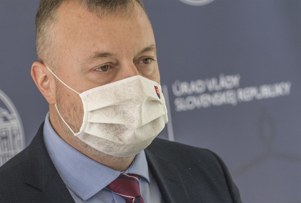 Minister práce, sociálnych vecí a rodiny SR Milan Krajniak