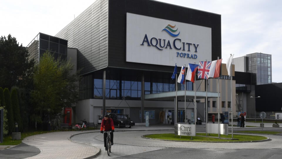 AQUACITY Poprad je od 15. októbra 2020 do odvolania zatvorený v súvislosti s prijatými opatreniami na zamedzenie šírenia pandémie koronavírusu. V Poprade 22. októbra 2020. FOTO TASR – Milan Kapusta