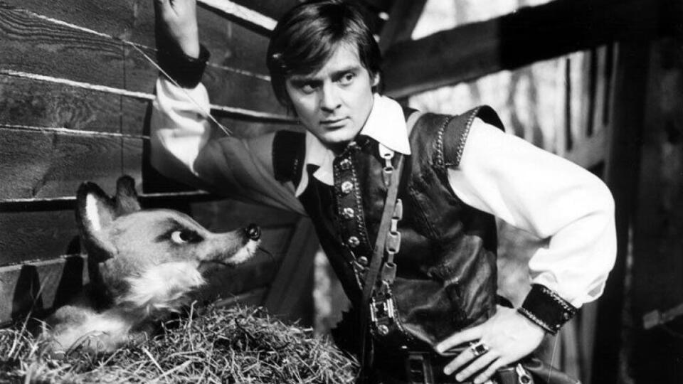 V rozprávke O ptáku Ohniváku (1980)